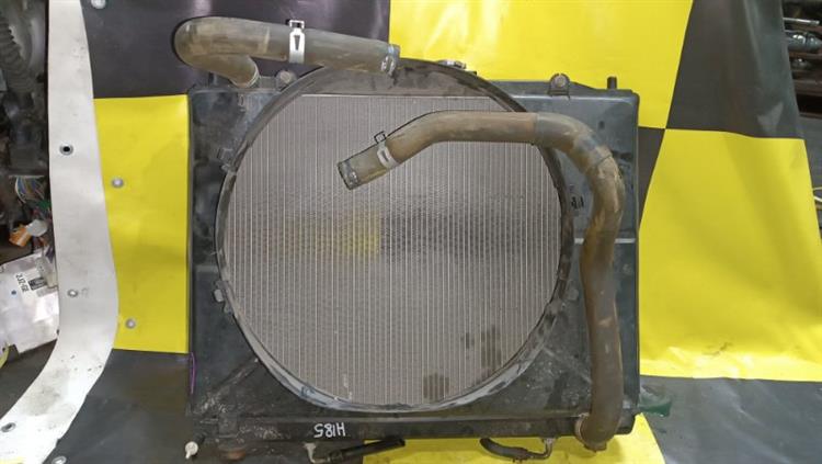 Радиатор основной Мицубиси Паджеро в Арзамасе 105204
