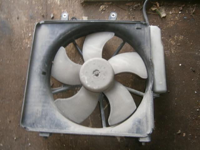 Диффузор радиатора Хонда Фит в Арзамасе 24029